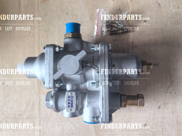 803004037 SH380A-3511010 Водомаслоотделитель Air combine valve for XCMG Wheel loader parts LW300
