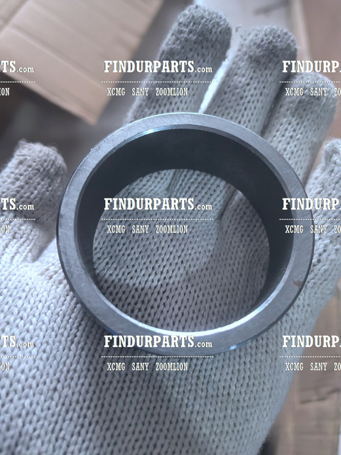 860114728 轴套ZL20-030032(备件) Втулка Вала Shaft Sleeve for XCMG Wheel Loader Parts LW300